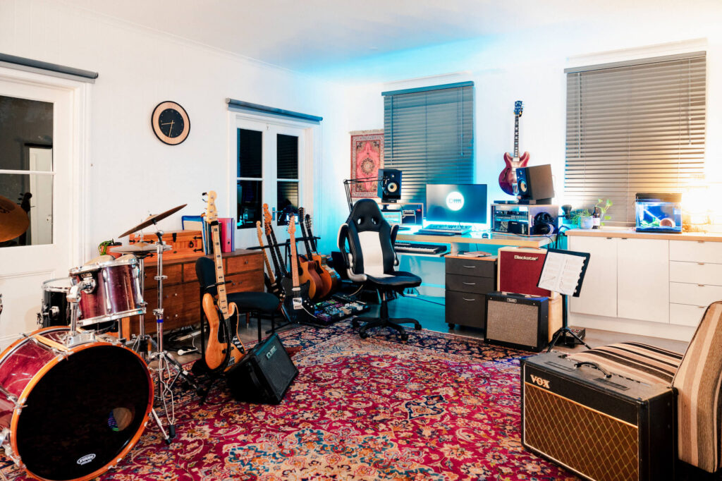 Guitar lessons, Bass lessons, Home studio, Online tuition, all ages.